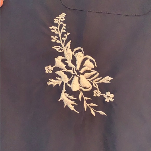 Express The City Shirt - Picture 2 of 5